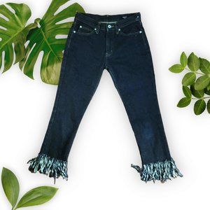 Uniqlo Yarn Fringe Dark Wash Jeans Small Crop